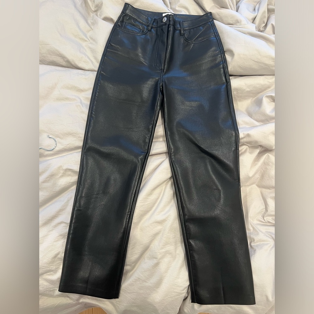 Aritzia Black Melina Pants